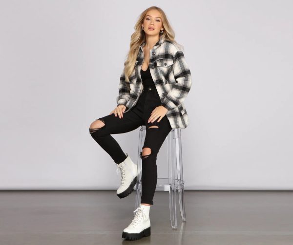 Cozy Plaid Sherpa Lined Shacket - Image 4