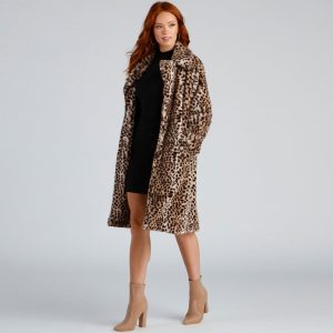 Spotted In Glamour Faux Fur Leopard Coat