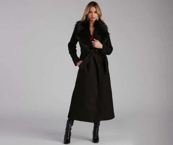 A Formal Affair Faux Fur Jacket - Image 7