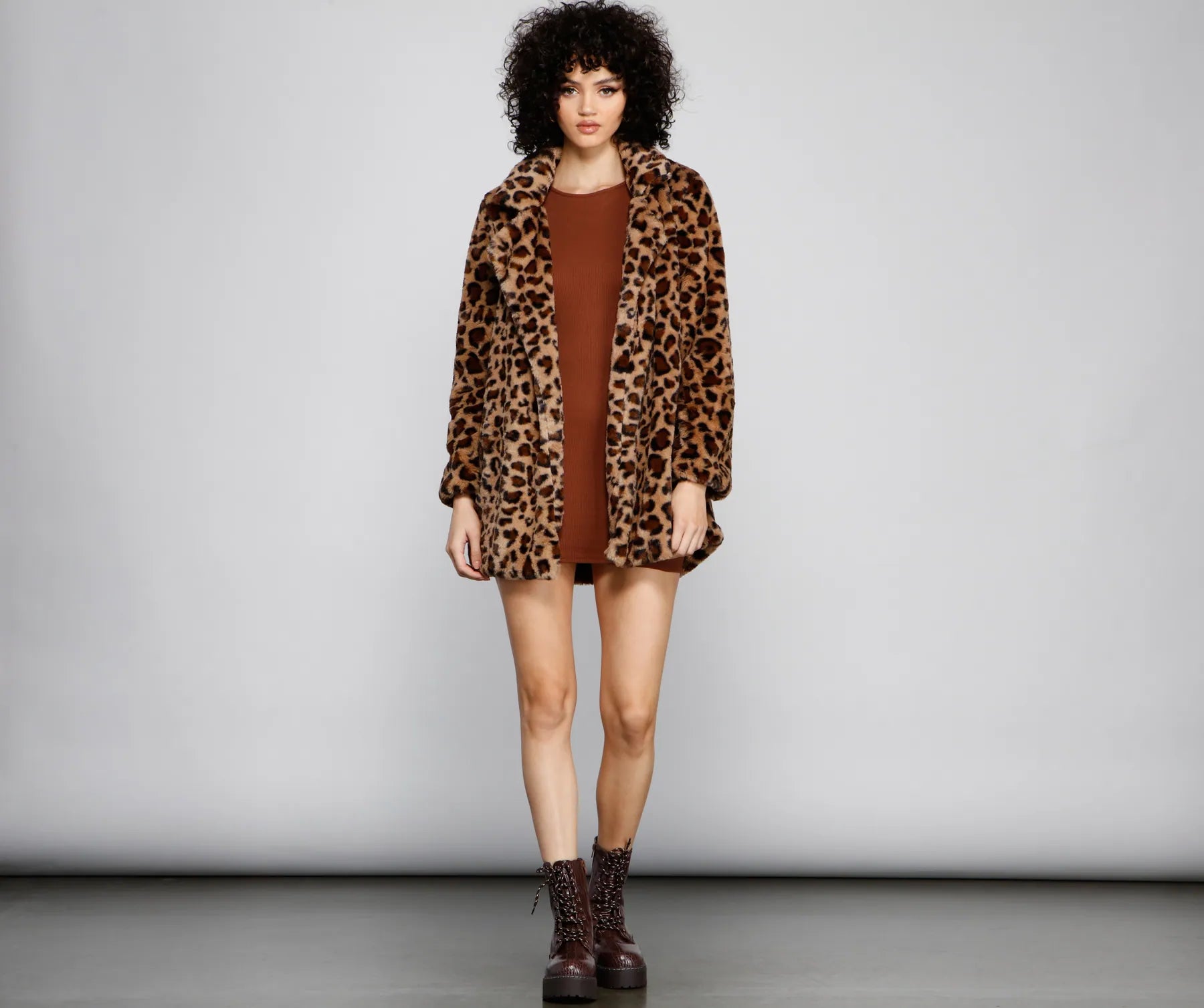 Cozy Fab Faux Fur Coat - Image 4