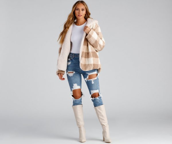 Cuddle Weather Plaid Sherpa Reversible Jacket - Image 4