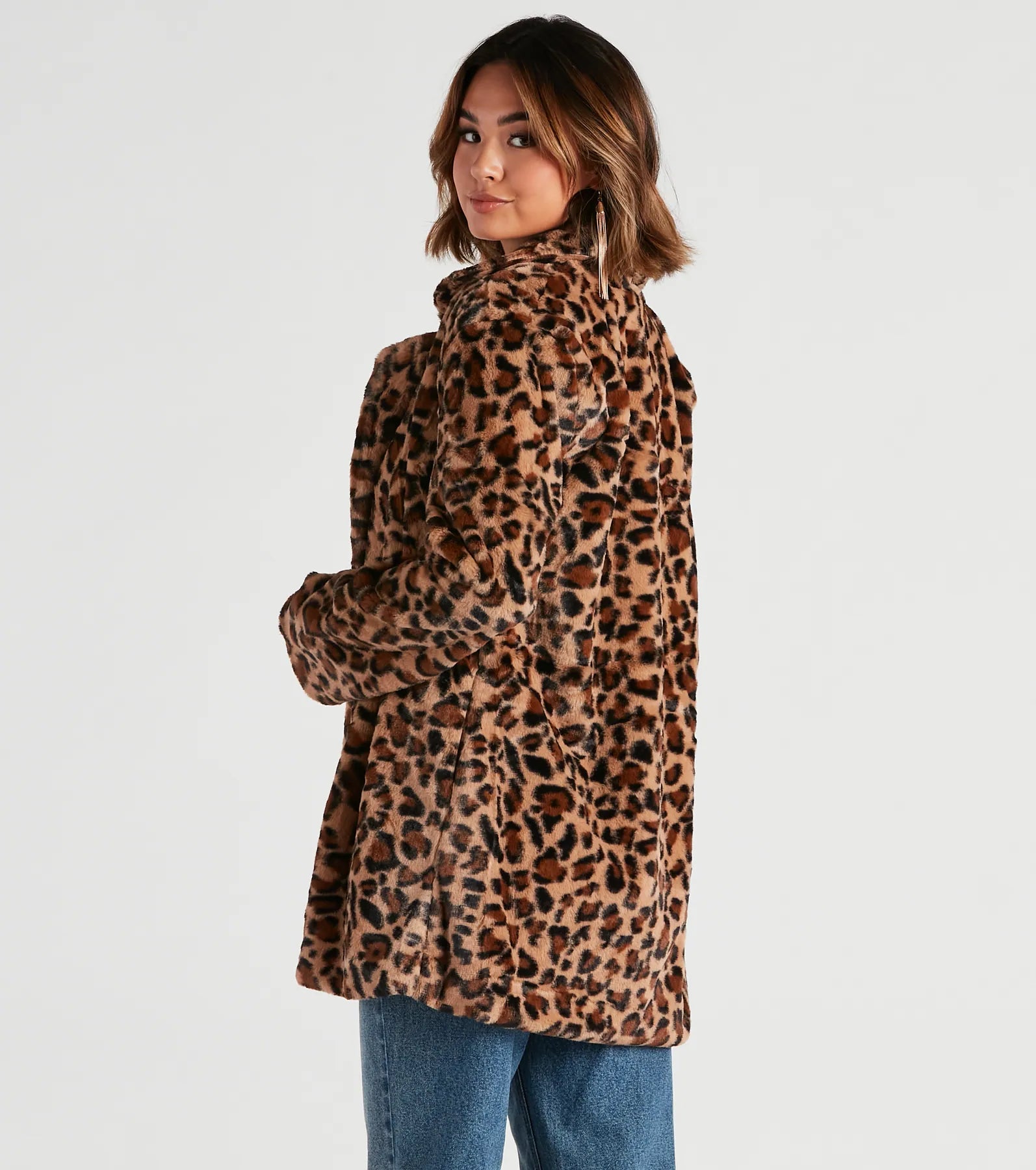 Fabulous Diva Leopard Print Faux Fur Coat - Image 2