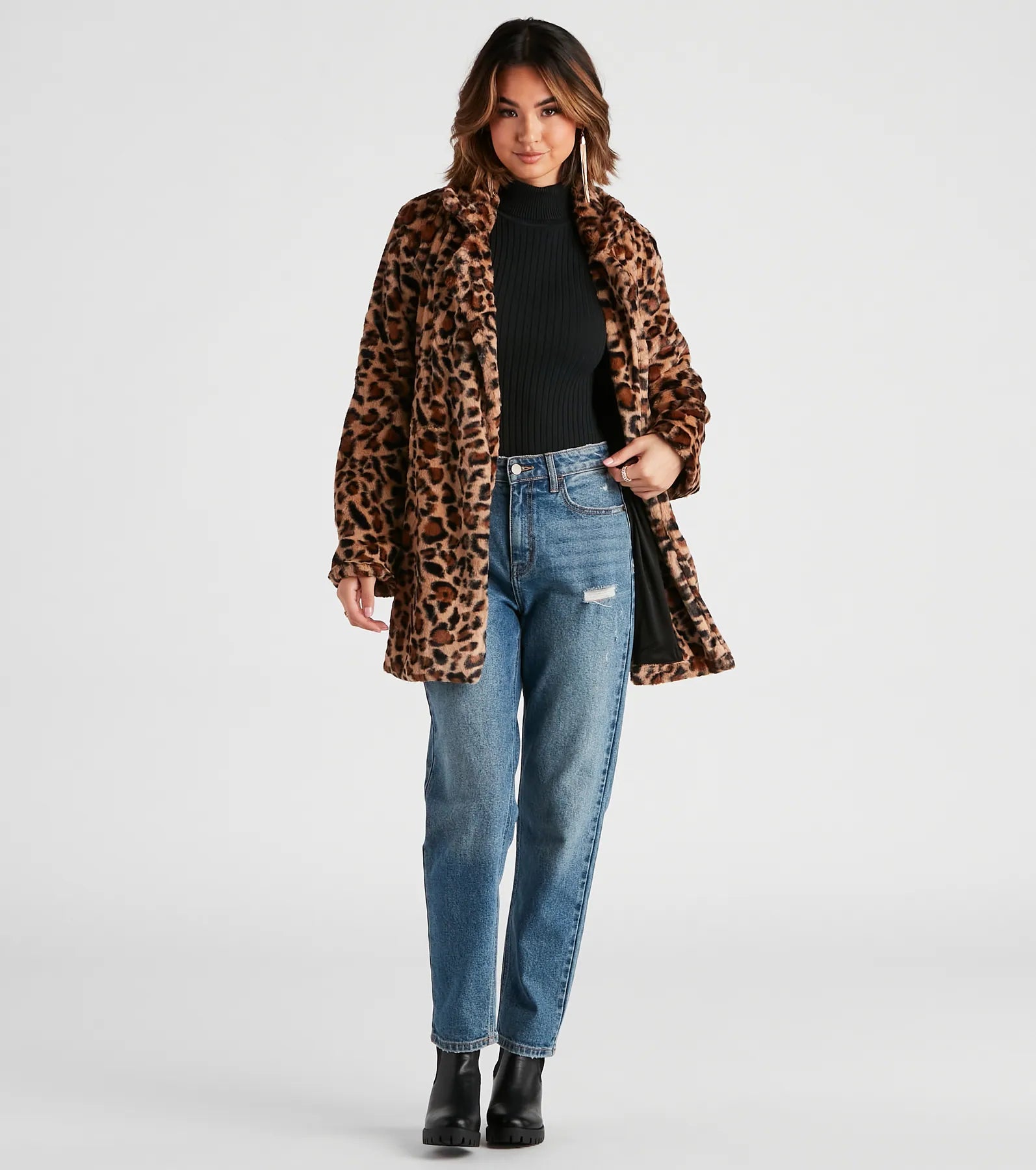 Fabulous Diva Leopard Print Faux Fur Coat - Image 3
