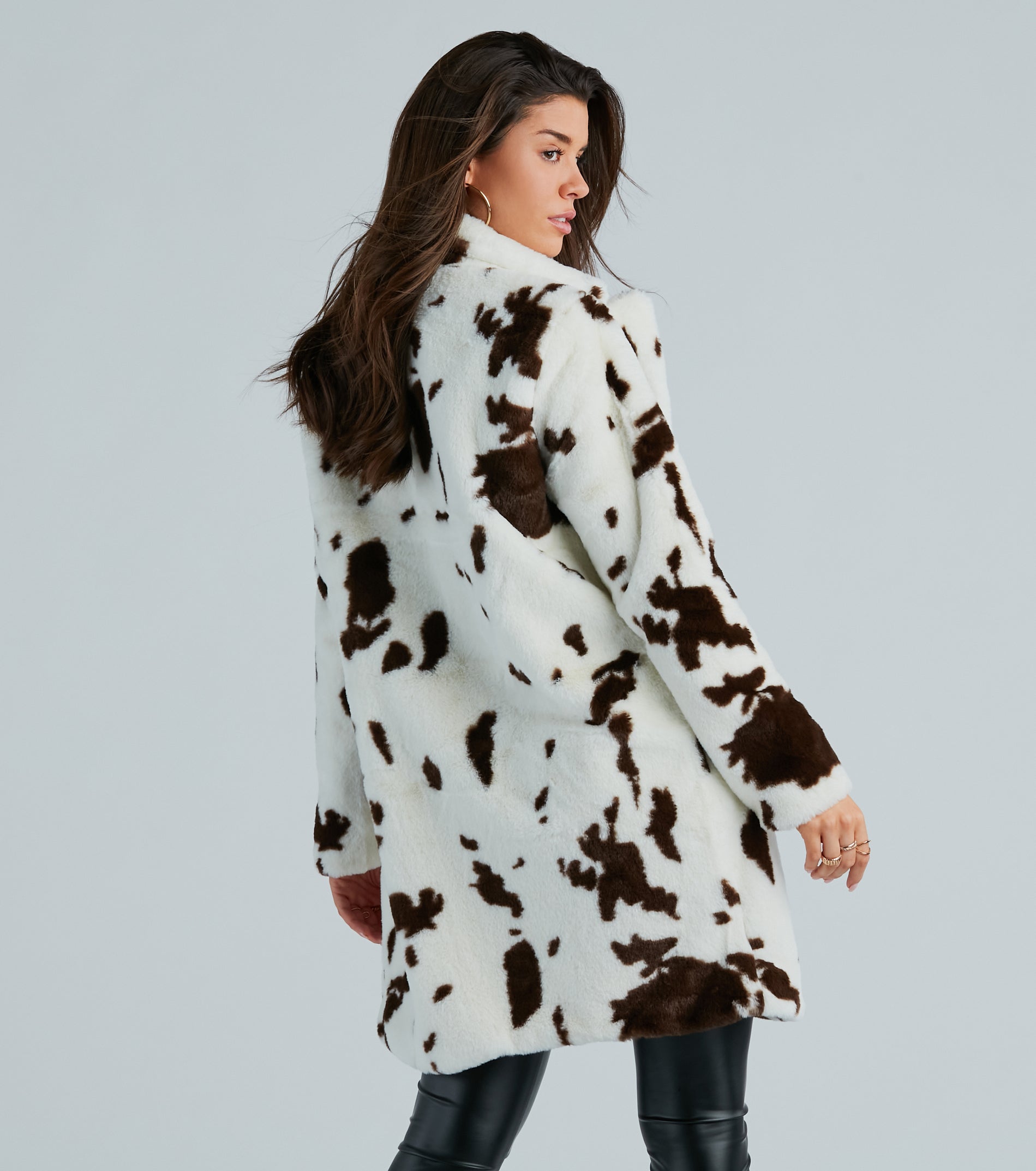 Stylishly Spotted Cow Print Faux Fur Coat - Image 2