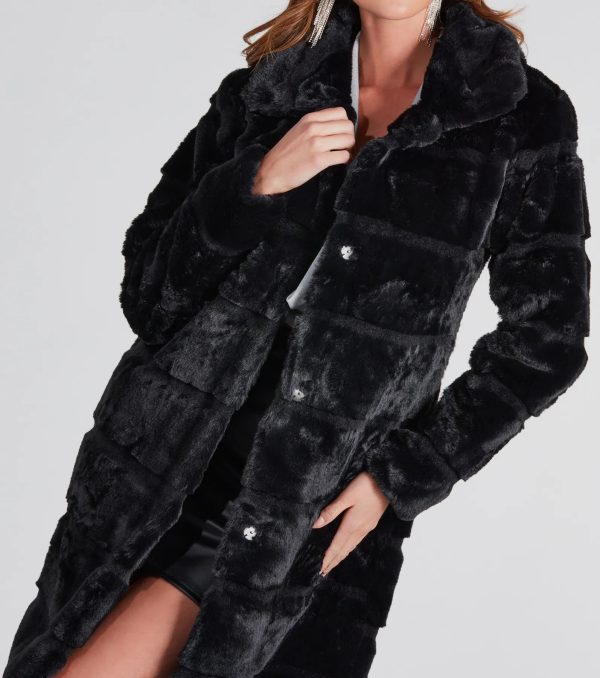 Feeling Extra Luxe Long Faux Fur Coat - Image 8