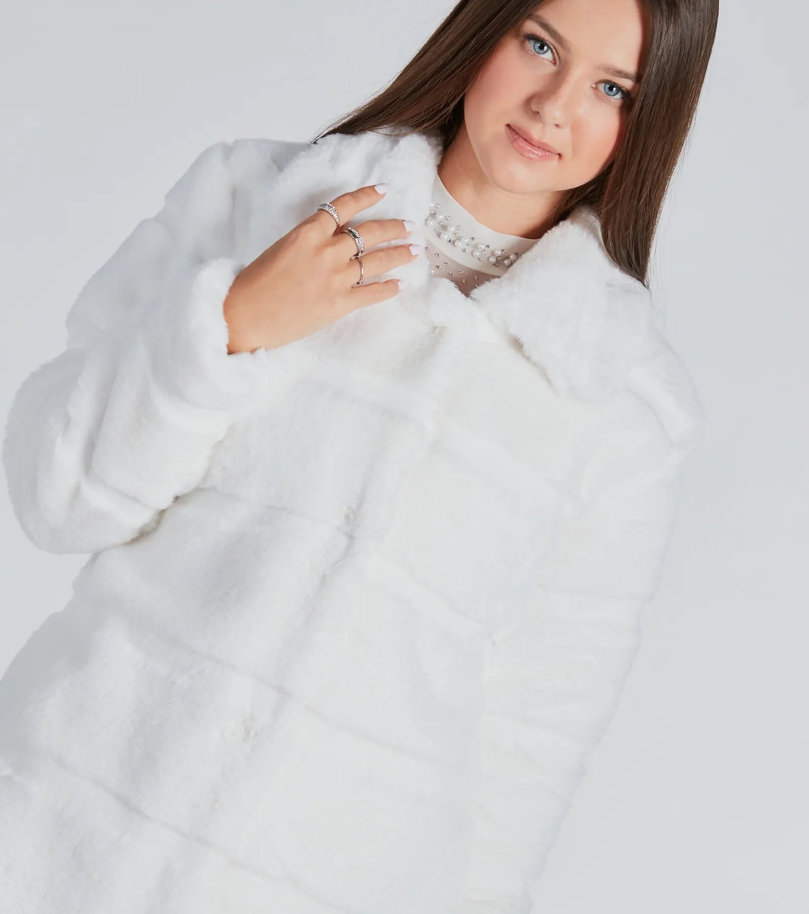 Feeling Extra Luxe Long Faux Fur Coat - Image 4