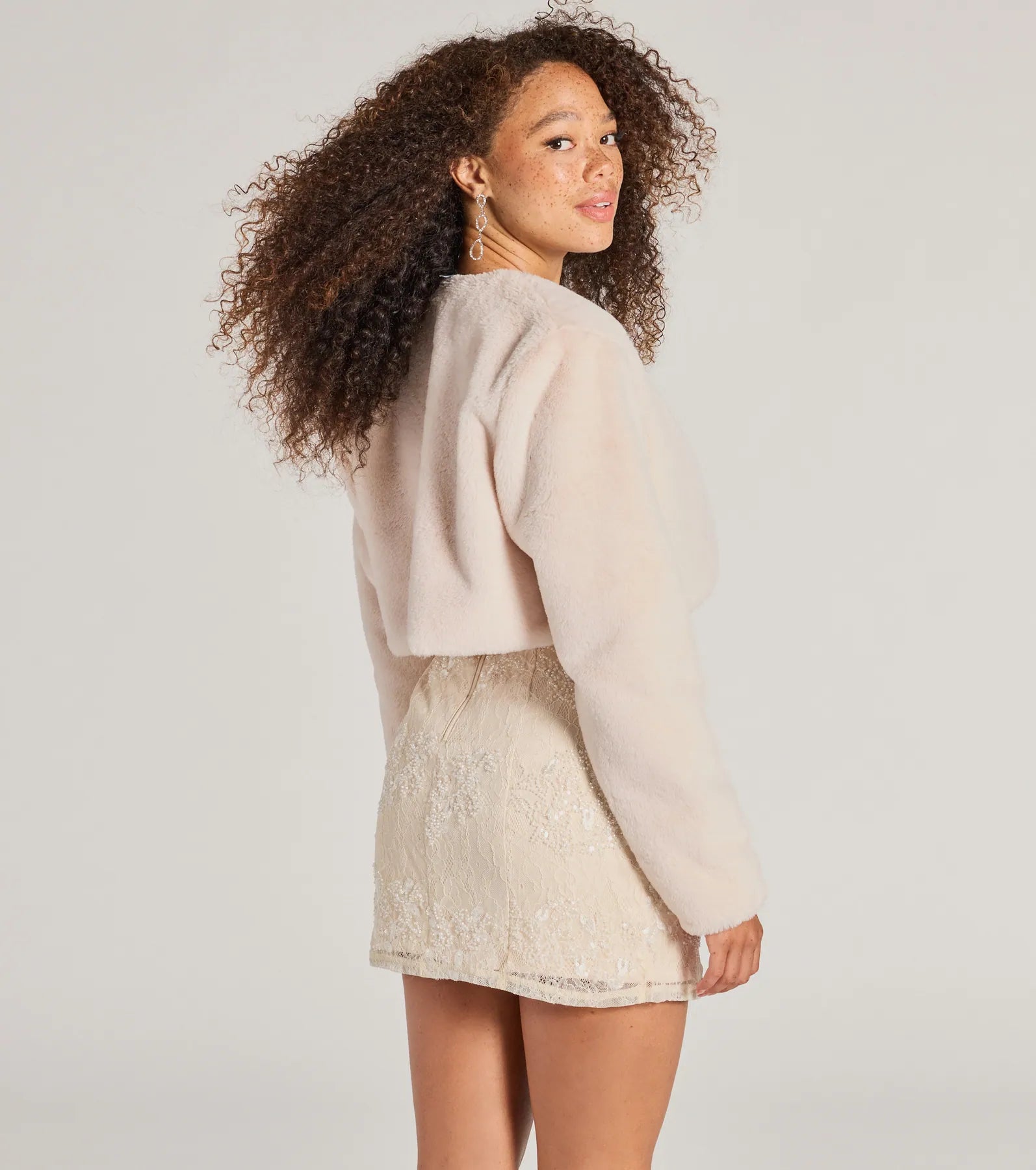 Essential Faux Fur Bolero Jacket - Image 14