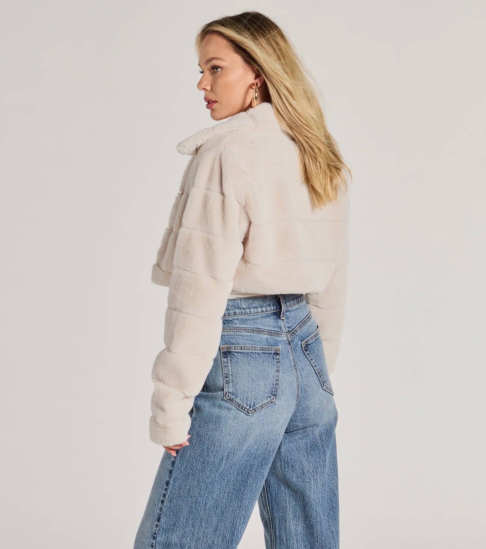 She's An Icon Faux Fur Cropped Jacket - Image 2