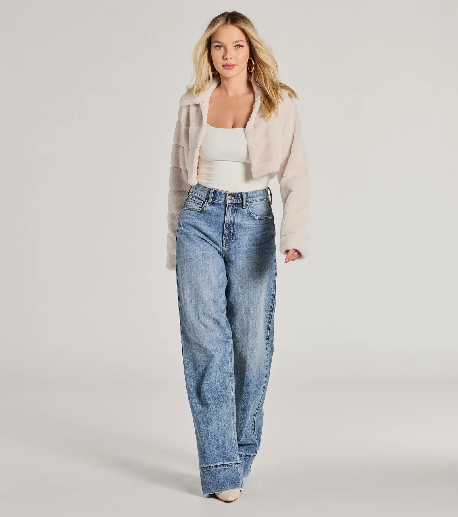 She's An Icon Faux Fur Cropped Jacket - Image 3