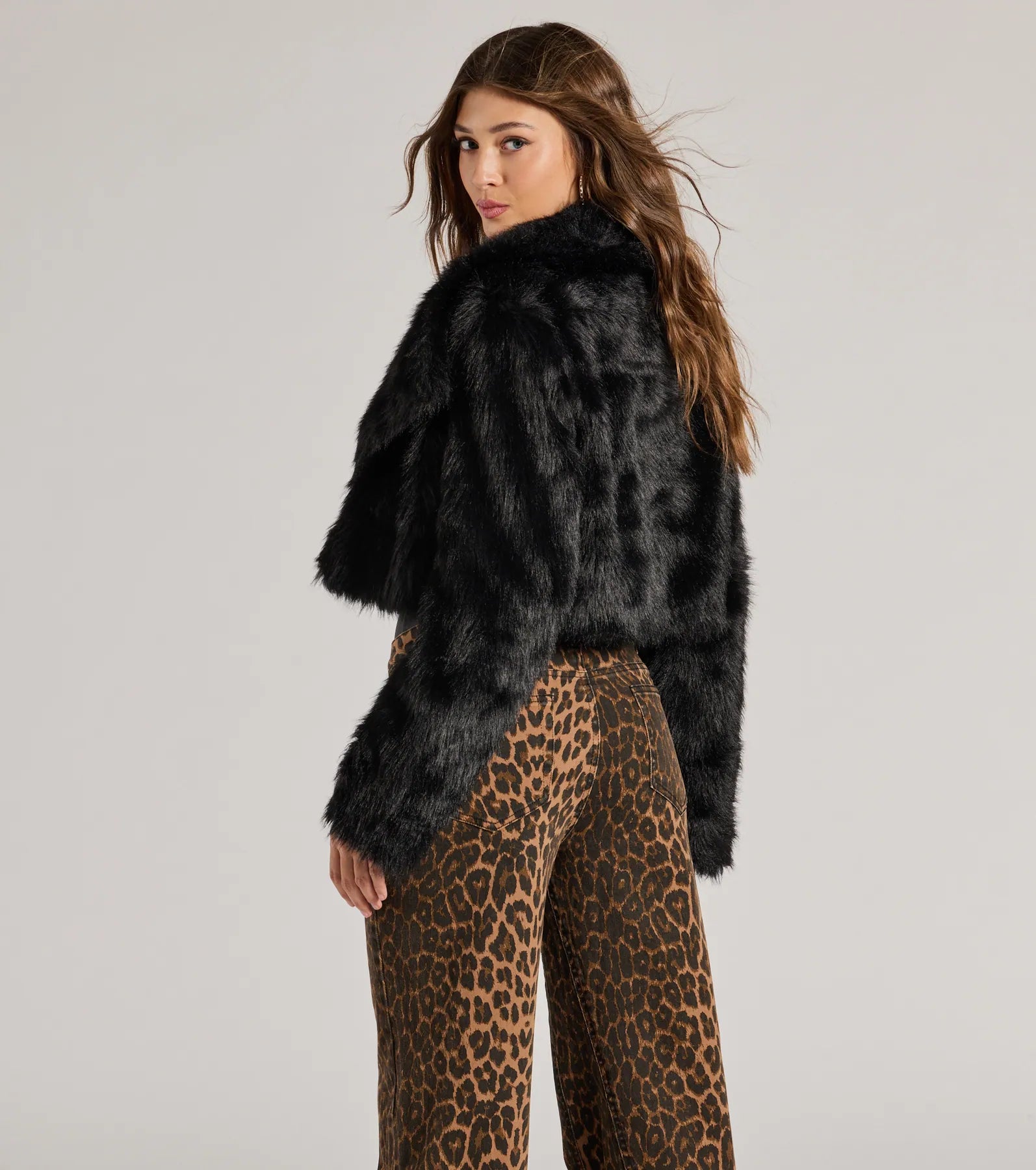 Layer On The Luxe Faux Fur Cropped Jacket - Image 15