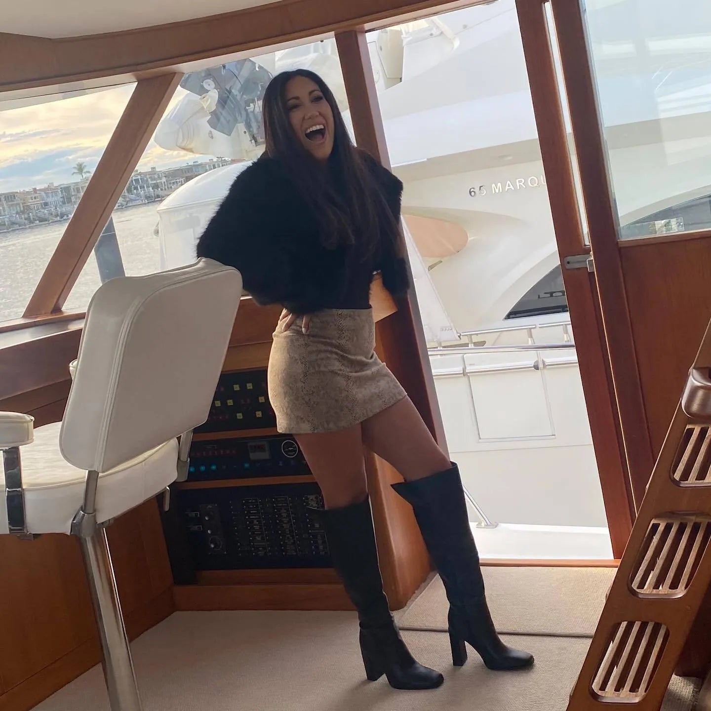 Layer On The Luxe Faux Fur Cropped Jacket - Image 18
