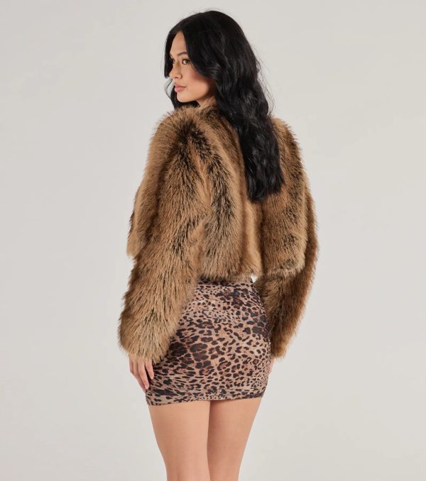Untamed Luxe Cropped Faux Fur Jacket - Image 3