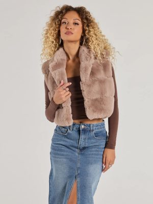 Perfectly Luxe Faux Fur Cropped Vest