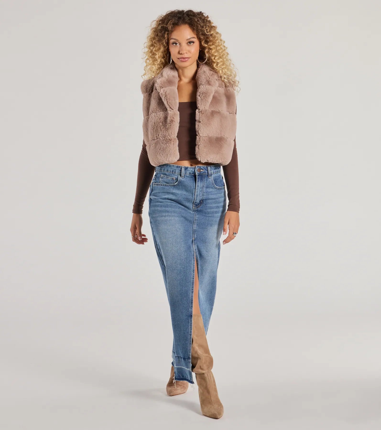 Perfectly Luxe Faux Fur Cropped Vest - Image 3