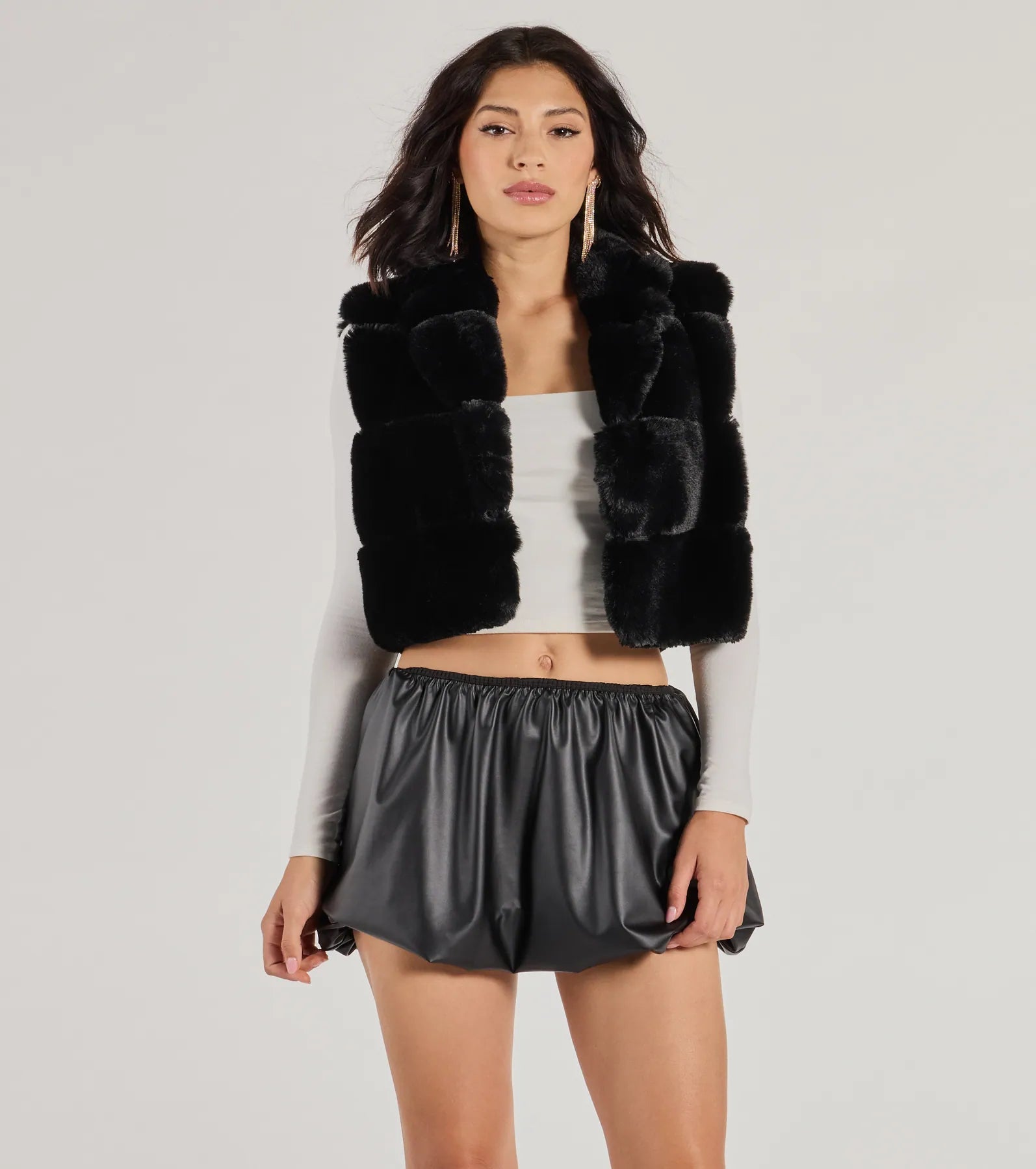 Perfectly Luxe Faux Fur Cropped Vest - Image 5