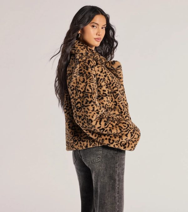 Luxe Glam Leopard Print Faux Fur Jacket - Image 2