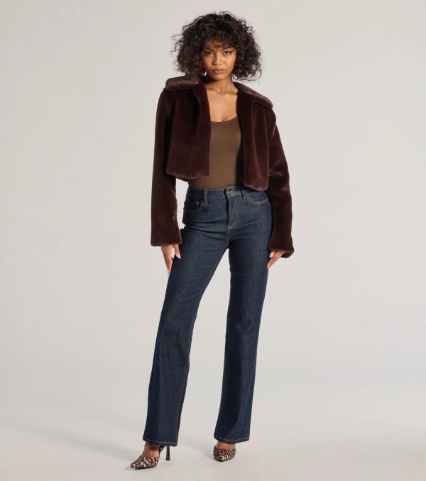 Looking Luxe Faux Fur Cropped Jacket - Image 3