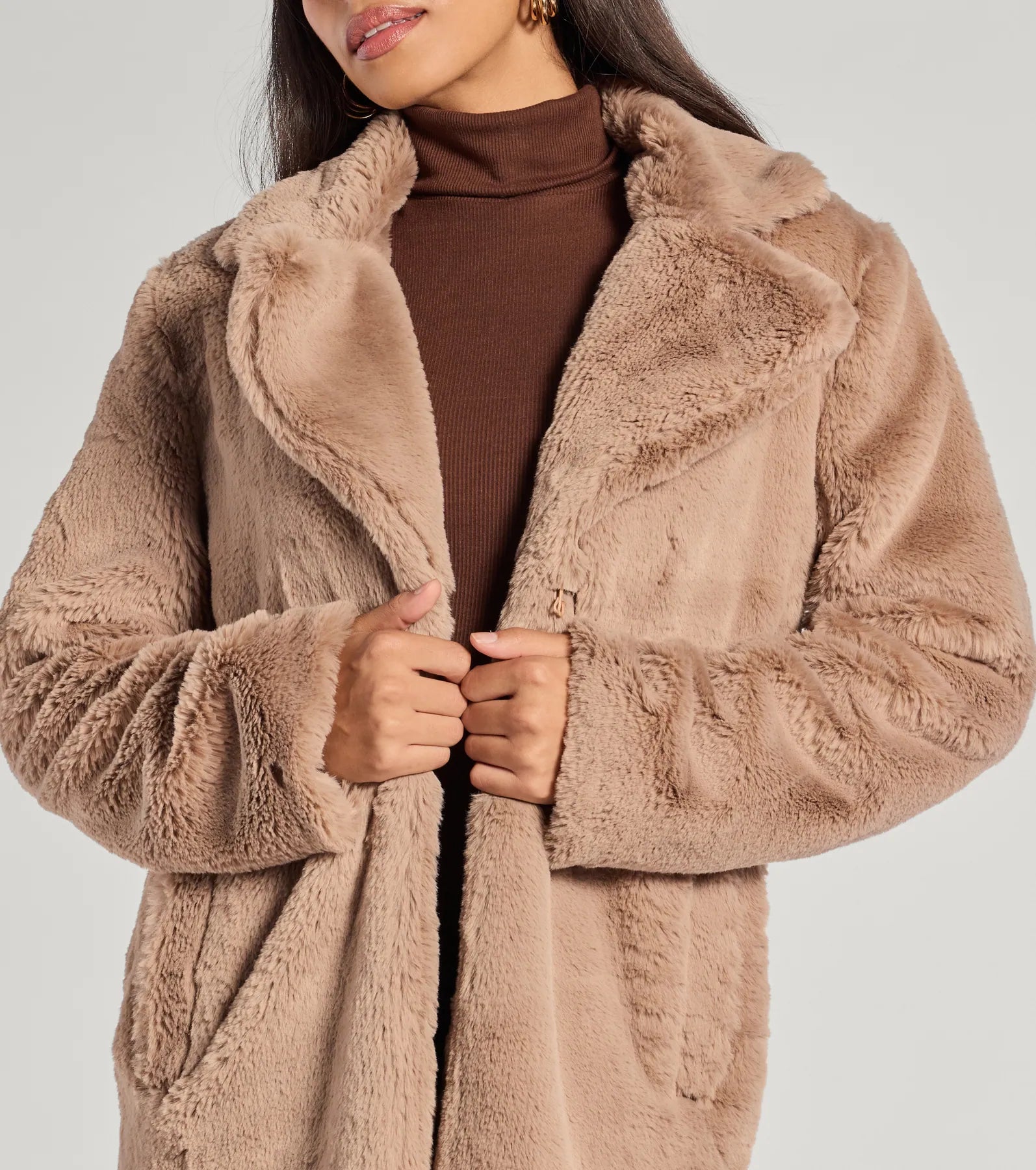 Luxe Layer Faux Fur Trench Coat - Image 4