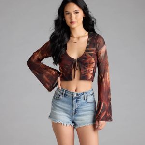 Getaway Vibe Tropical Print Tie-Front Top