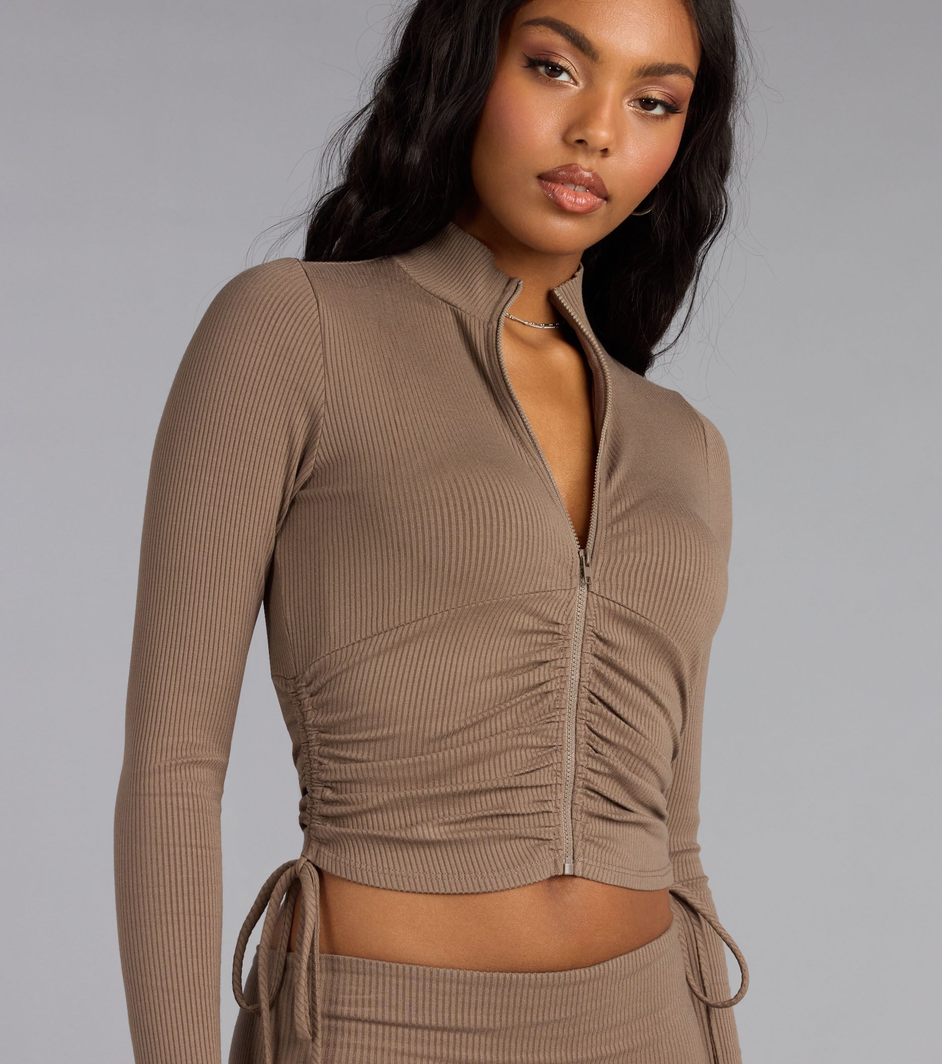 Ruched Right Mock Neck Crop Jacket - Image 4