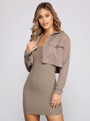 Casually Chic Cropped Jacket