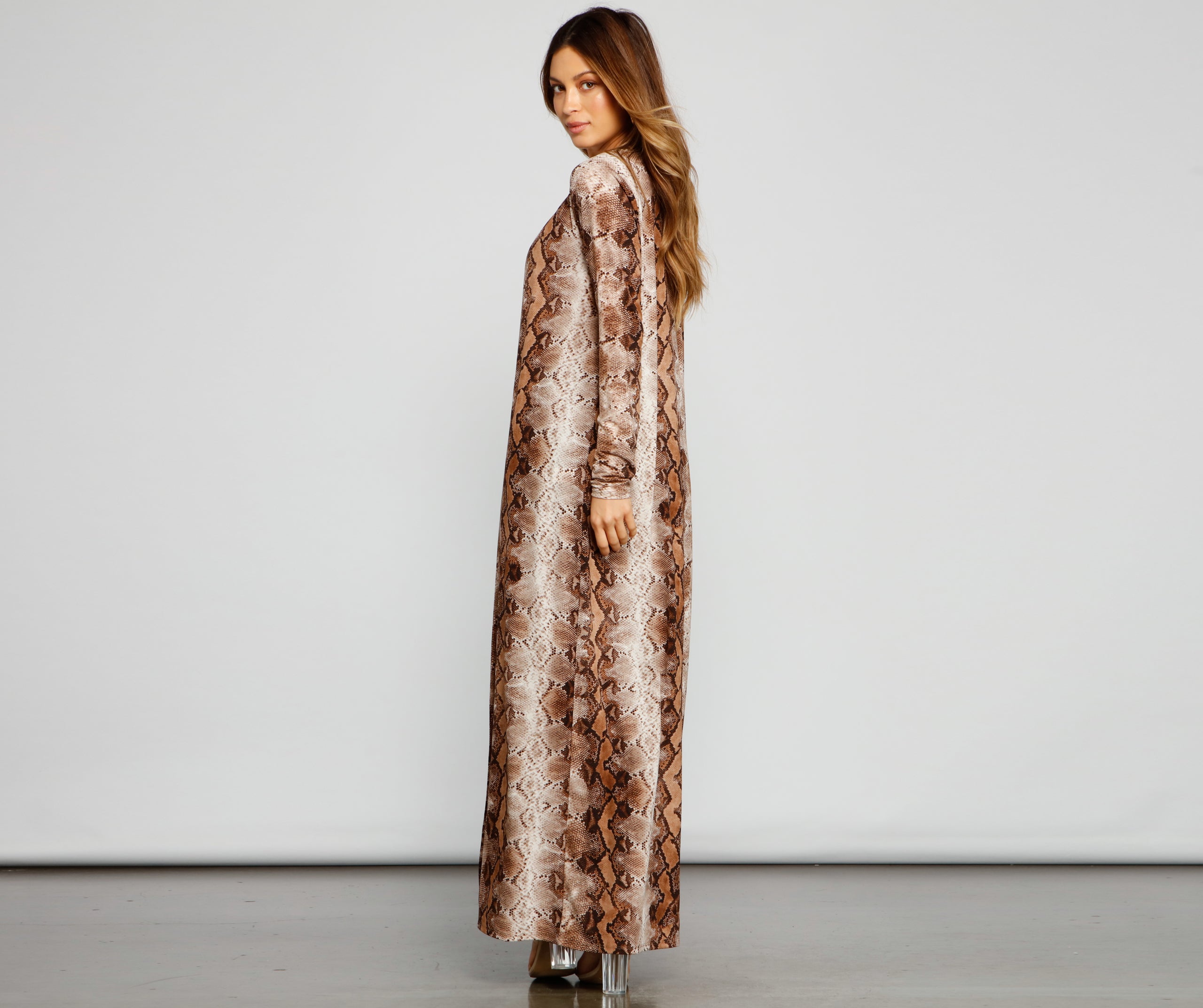 Stylish And Sassy Snake Knit Duster - Image 2