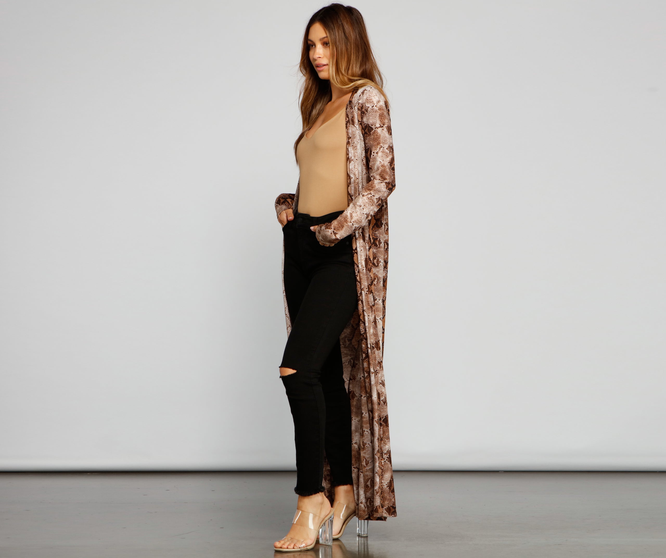 Stylish And Sassy Snake Knit Duster - Image 4