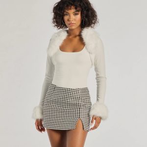 Exclusive Chic Removable Faux Fur Long Sleeve Bolero