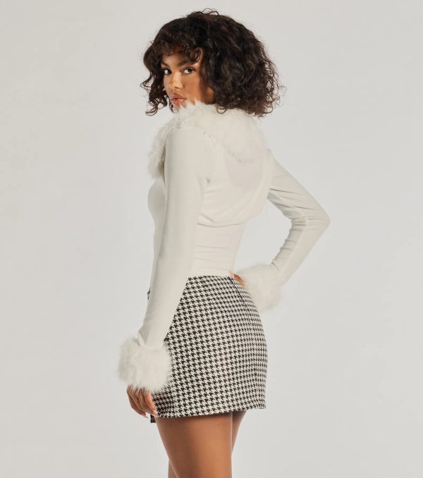 Exclusive Chic Removable Faux Fur Long Sleeve Bolero - Image 2