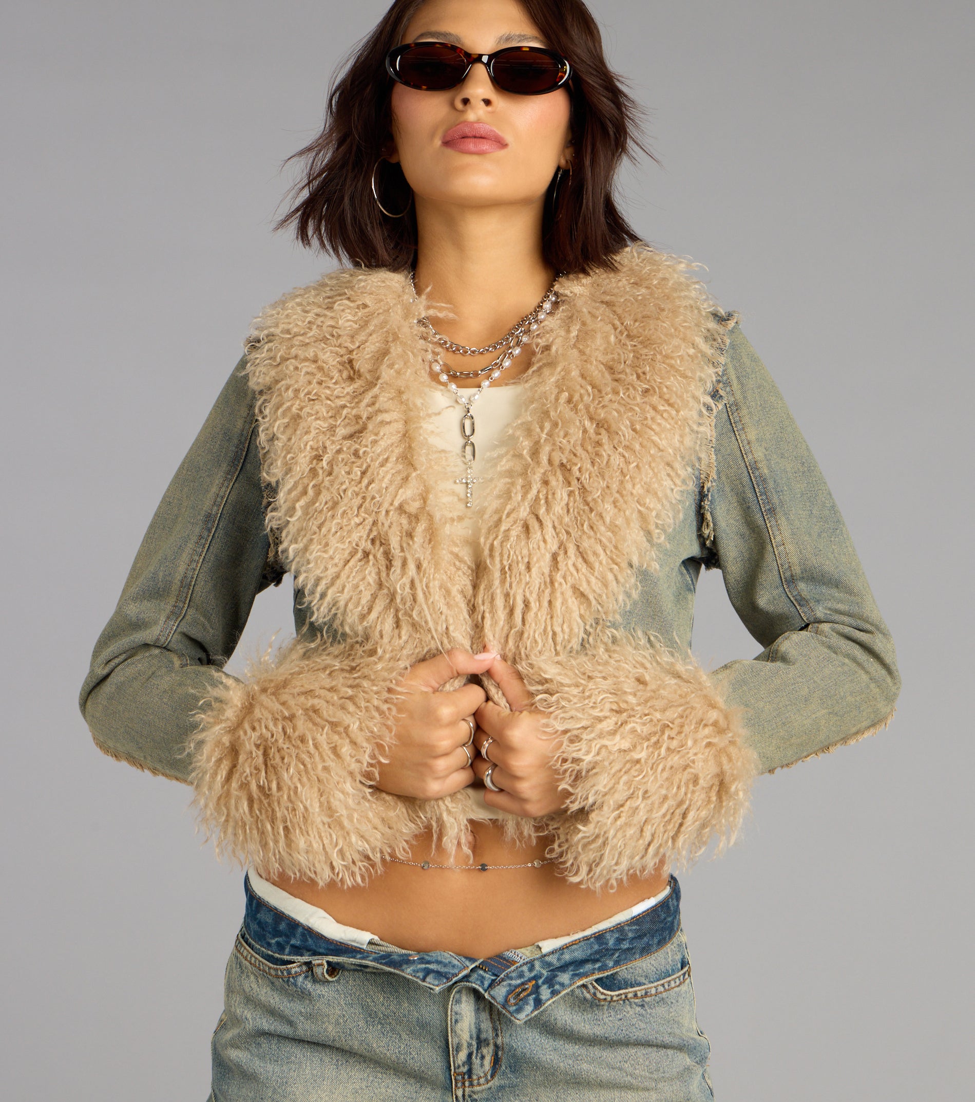 Scene Stealer Faux Fur Crop Denim Jacket - Image 5