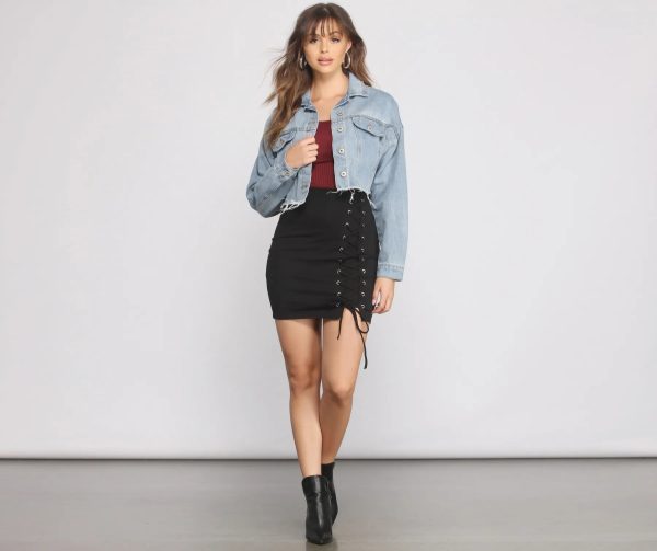 Fave Frayed Cropped Denim Jacket - Image 4