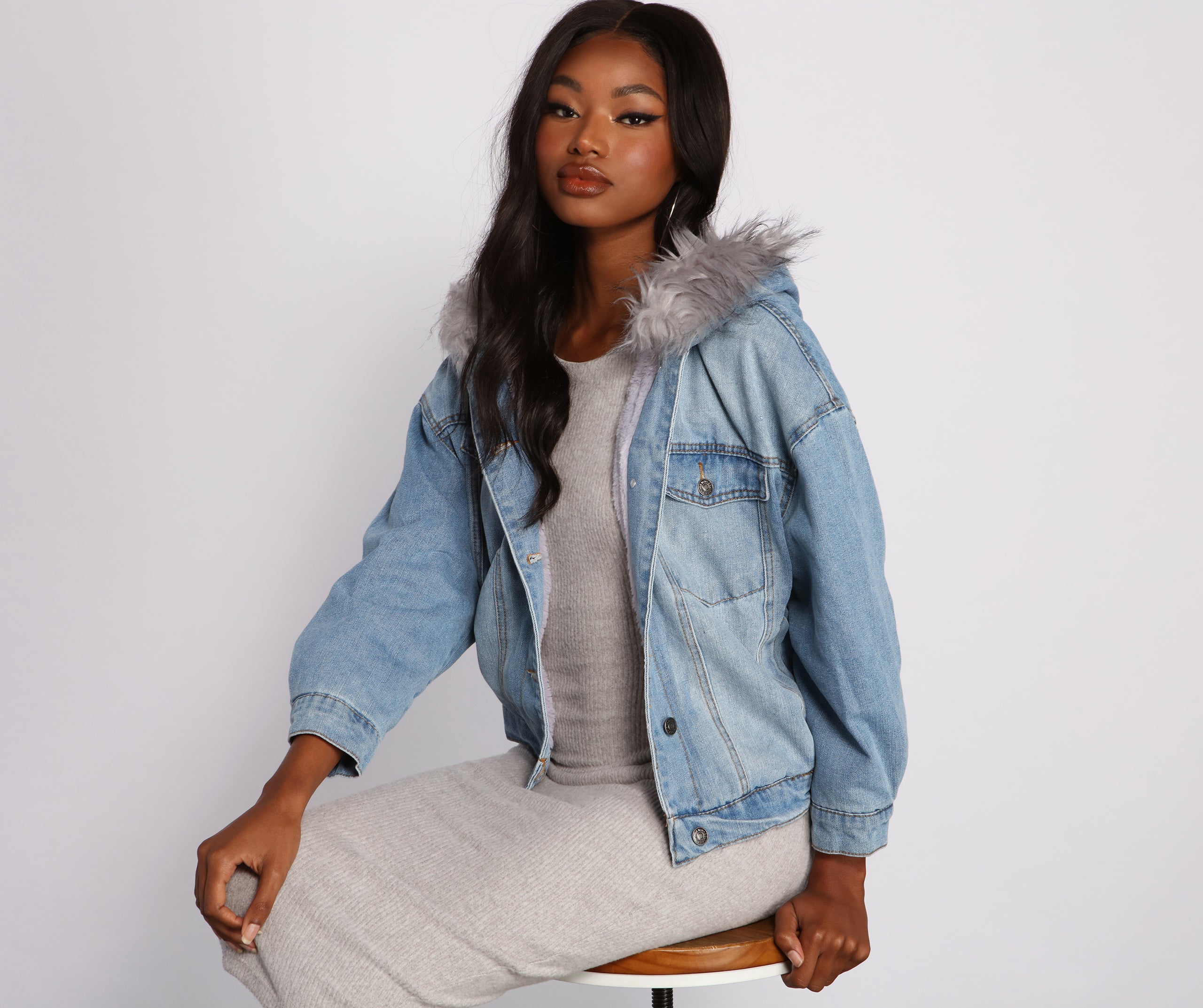 Casual And Cozy Hooded Denim Jacket - Image 4