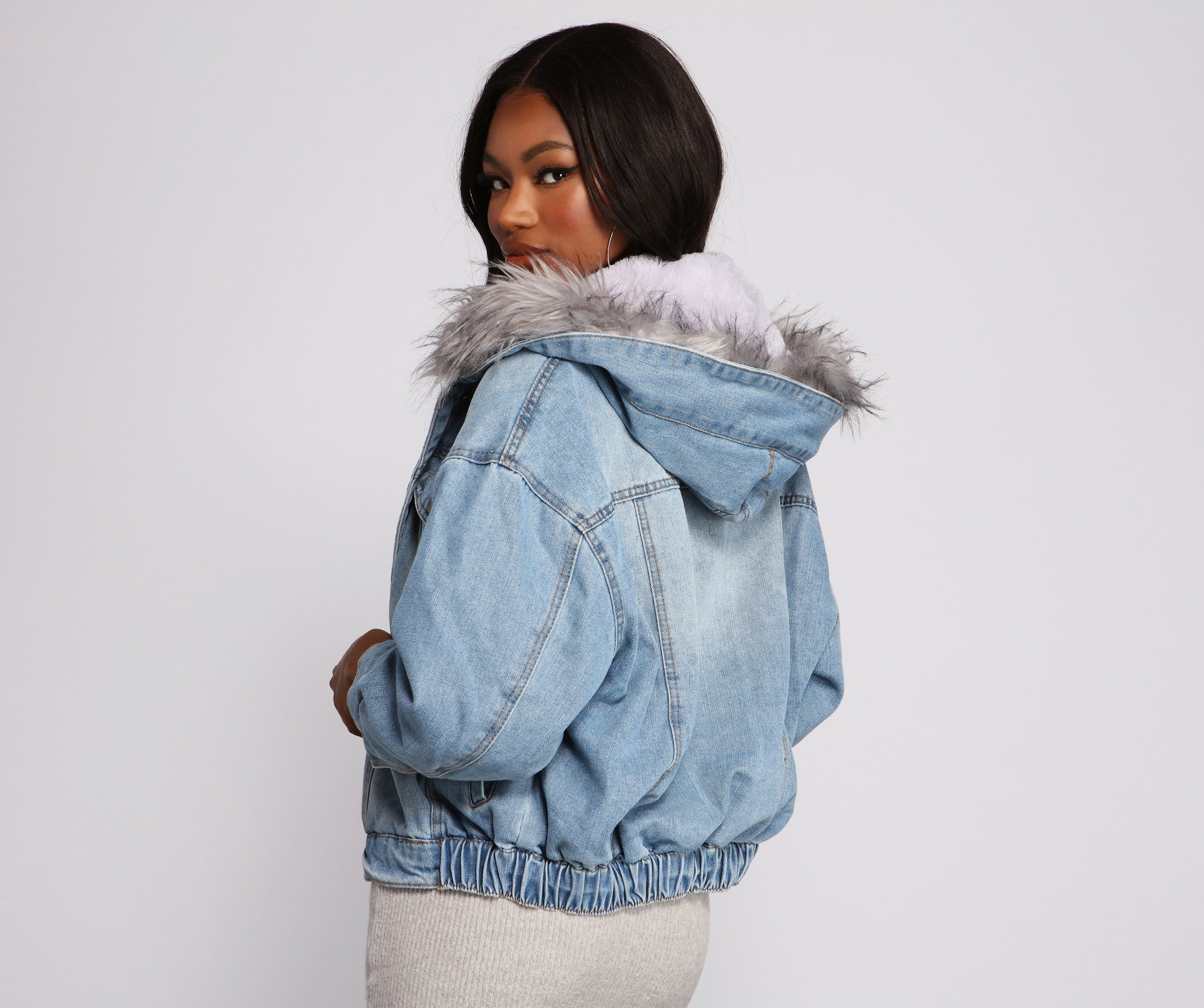 Casual And Cozy Hooded Denim Jacket - Image 3