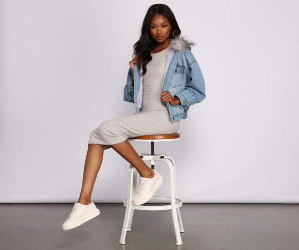 Casual And Cozy Hooded Denim Jacket - Image 2