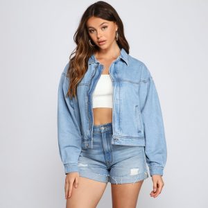 Casual Trendsetter Oversized Denim Jacket