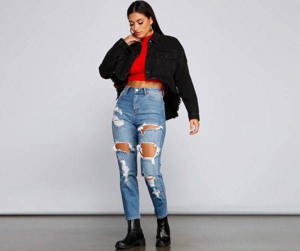 Casually Edgy High Low Cropped Denim Jacket - Image 4