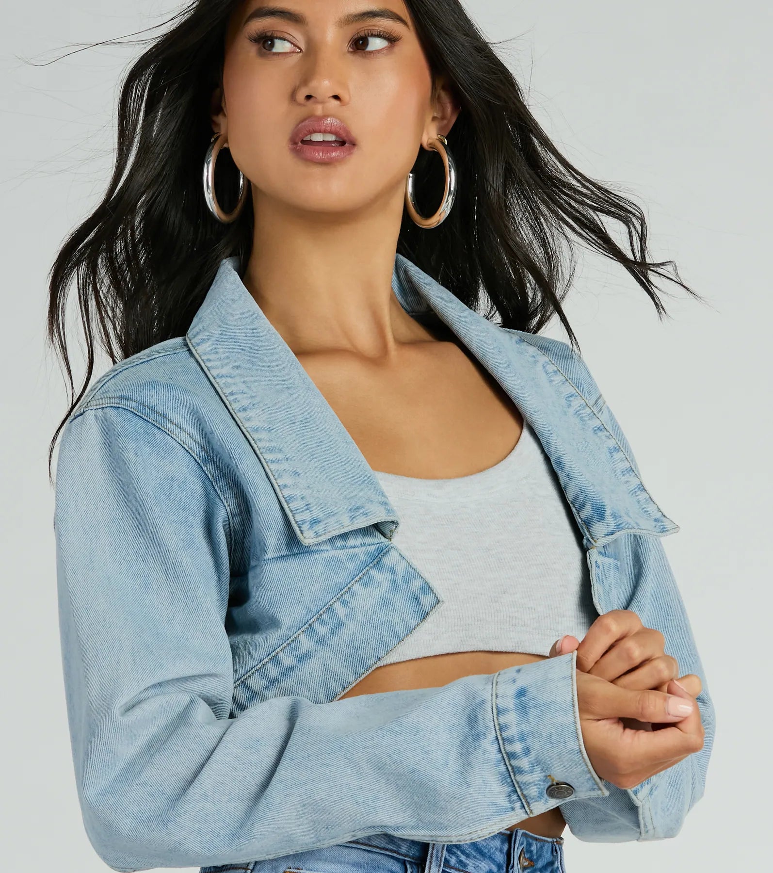 Trendsetting Girlie Long Sleeve Denim Shrug Jacket - Image 4