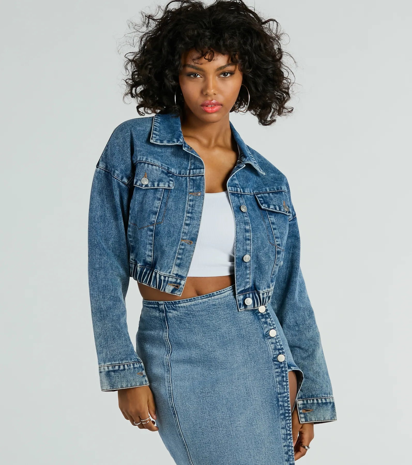 On My Way Trucker Crop Denim Jacket - Image 5