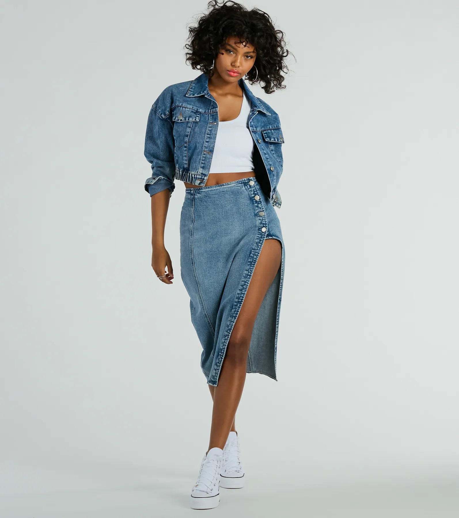 On My Way Trucker Crop Denim Jacket - Image 7