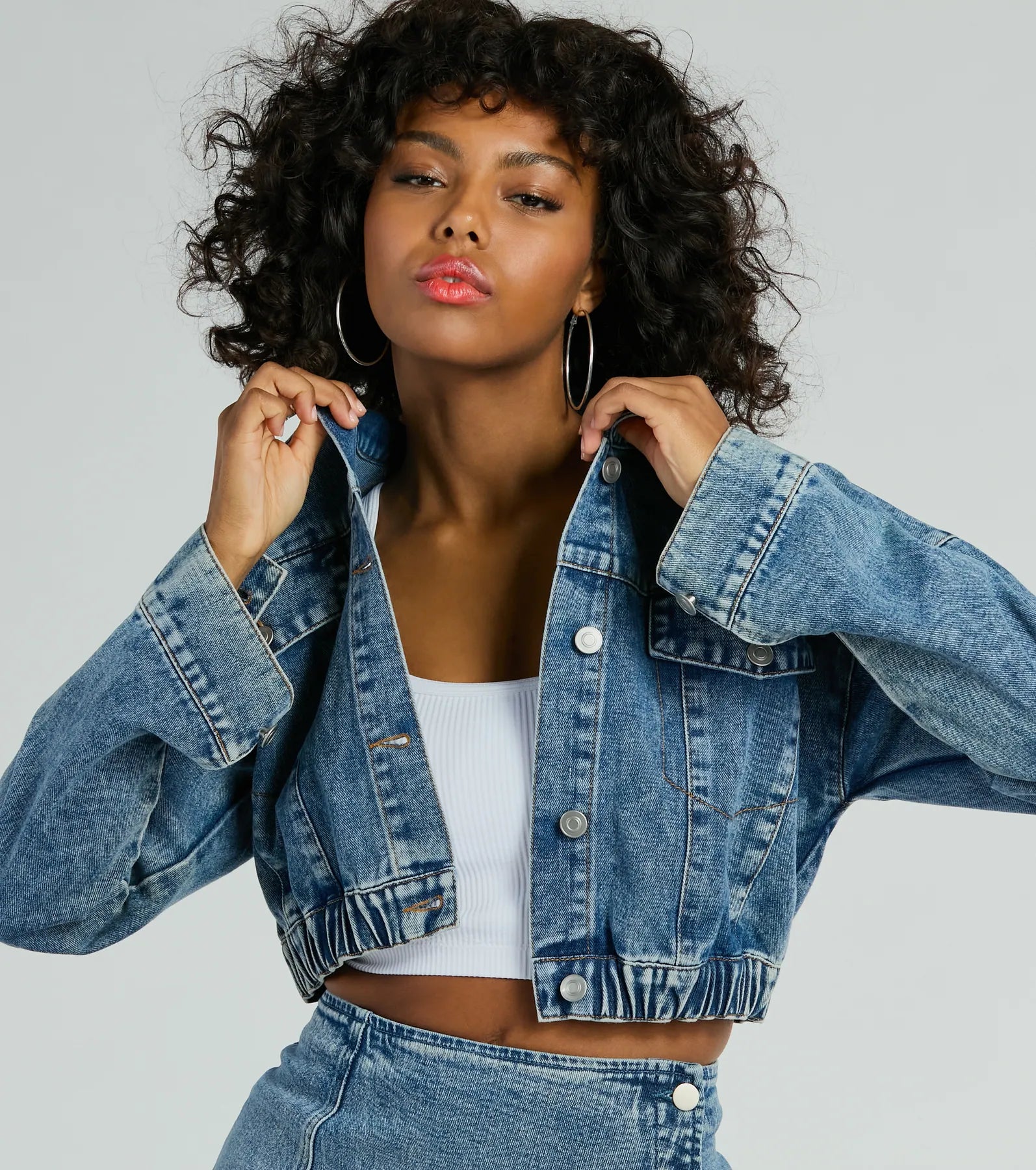 On My Way Trucker Crop Denim Jacket - Image 8
