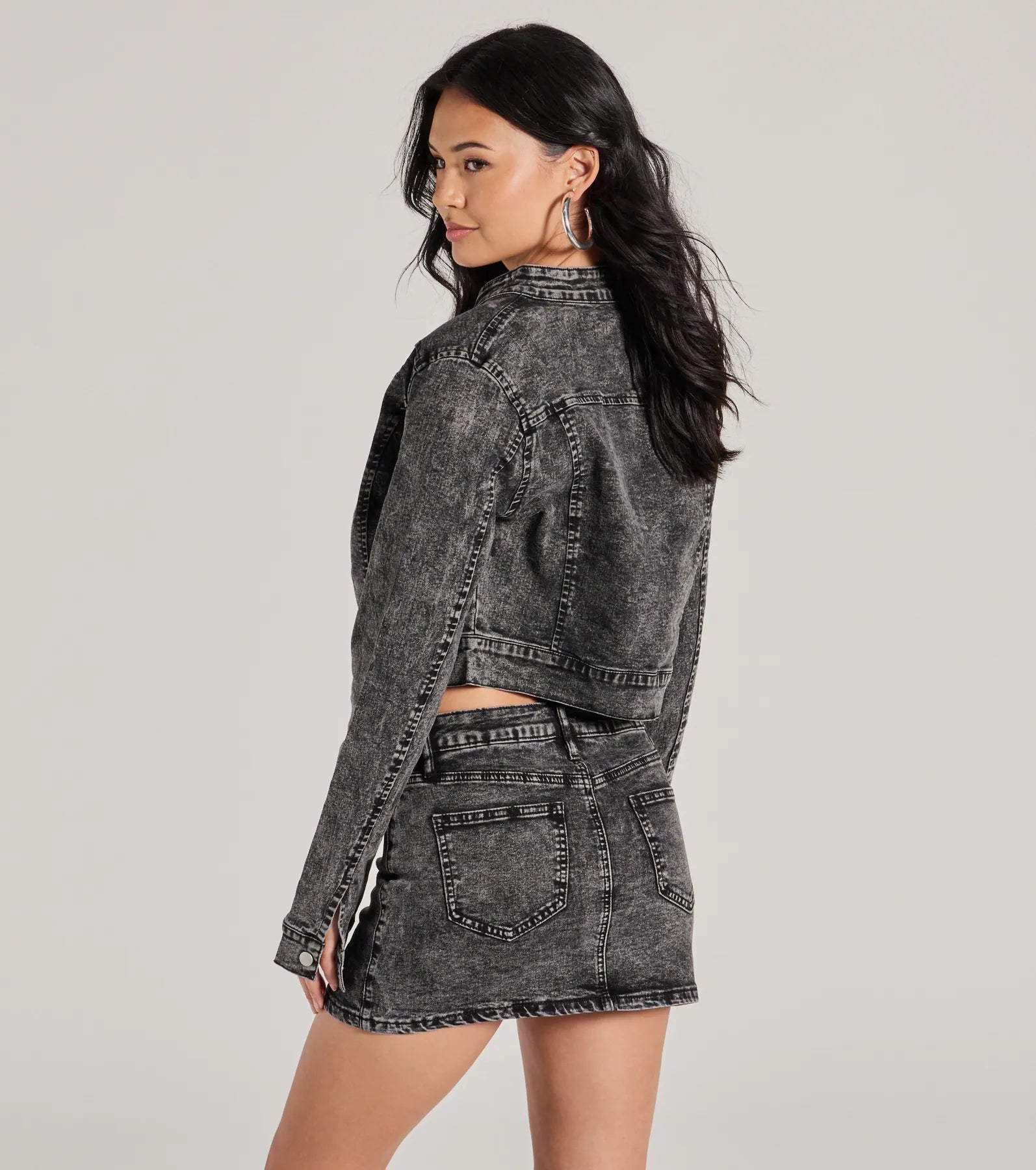 Edgy Arrival Moto Acid Wash Denim Jacket - Image 2