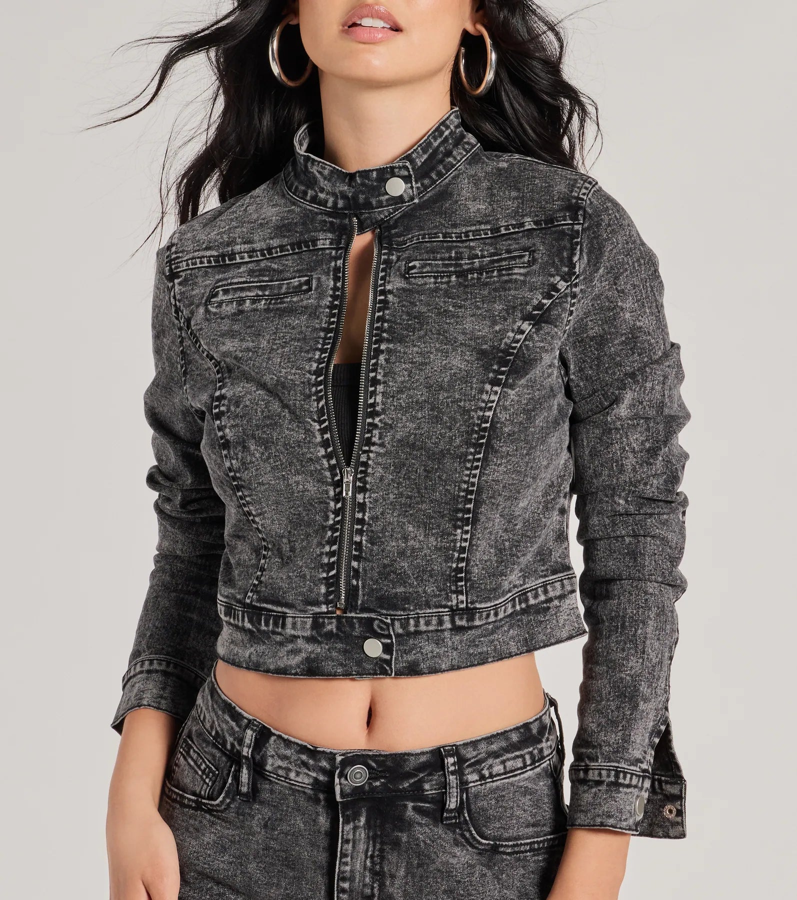 Edgy Arrival Moto Acid Wash Denim Jacket - Image 4