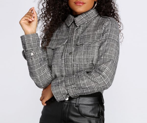 Double Pocket Plaid Crop Jacket - Image 4