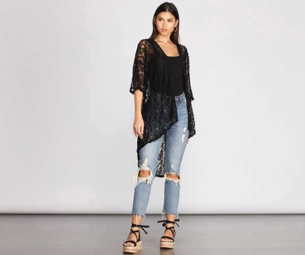 Wanderlust Beauty Lace Kimono - Image 3