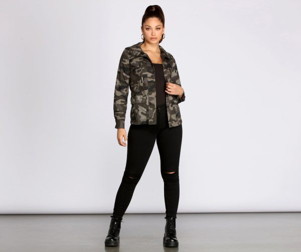 Makin' Time Lightweight Camo Jacket - Image 4