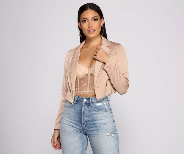 Casually Chic Satin Cropped Blazer - Image 5