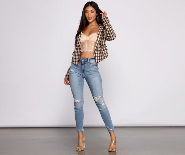 Poised and Professional Houndstooth Cropped Blazer - Image 4