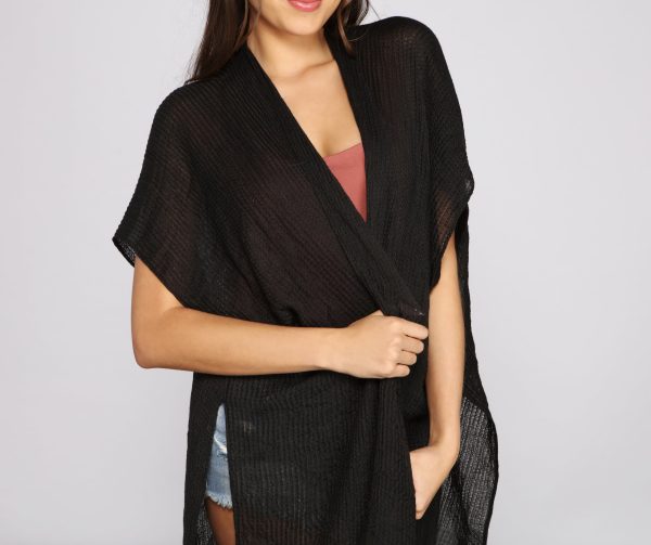 Basic And Chic Flowy Kimono - Image 7