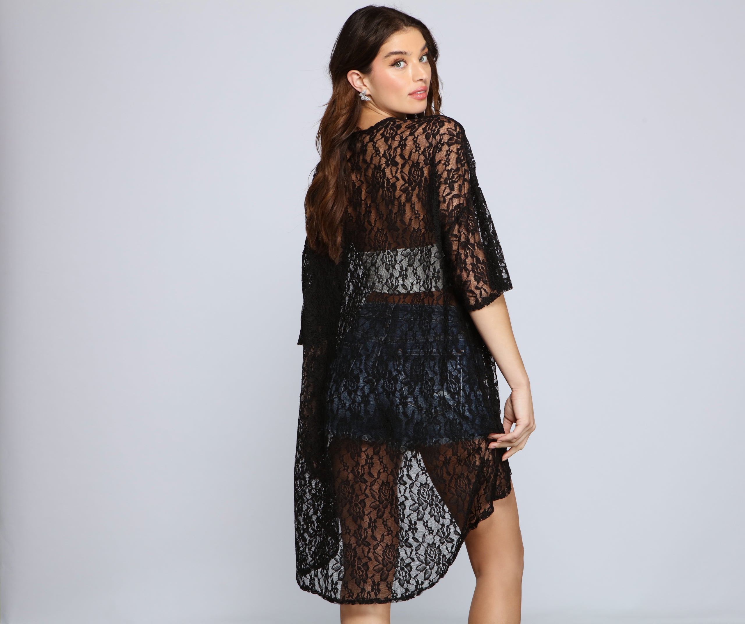 Chic And Sheer Lace Kimono - Image 2
