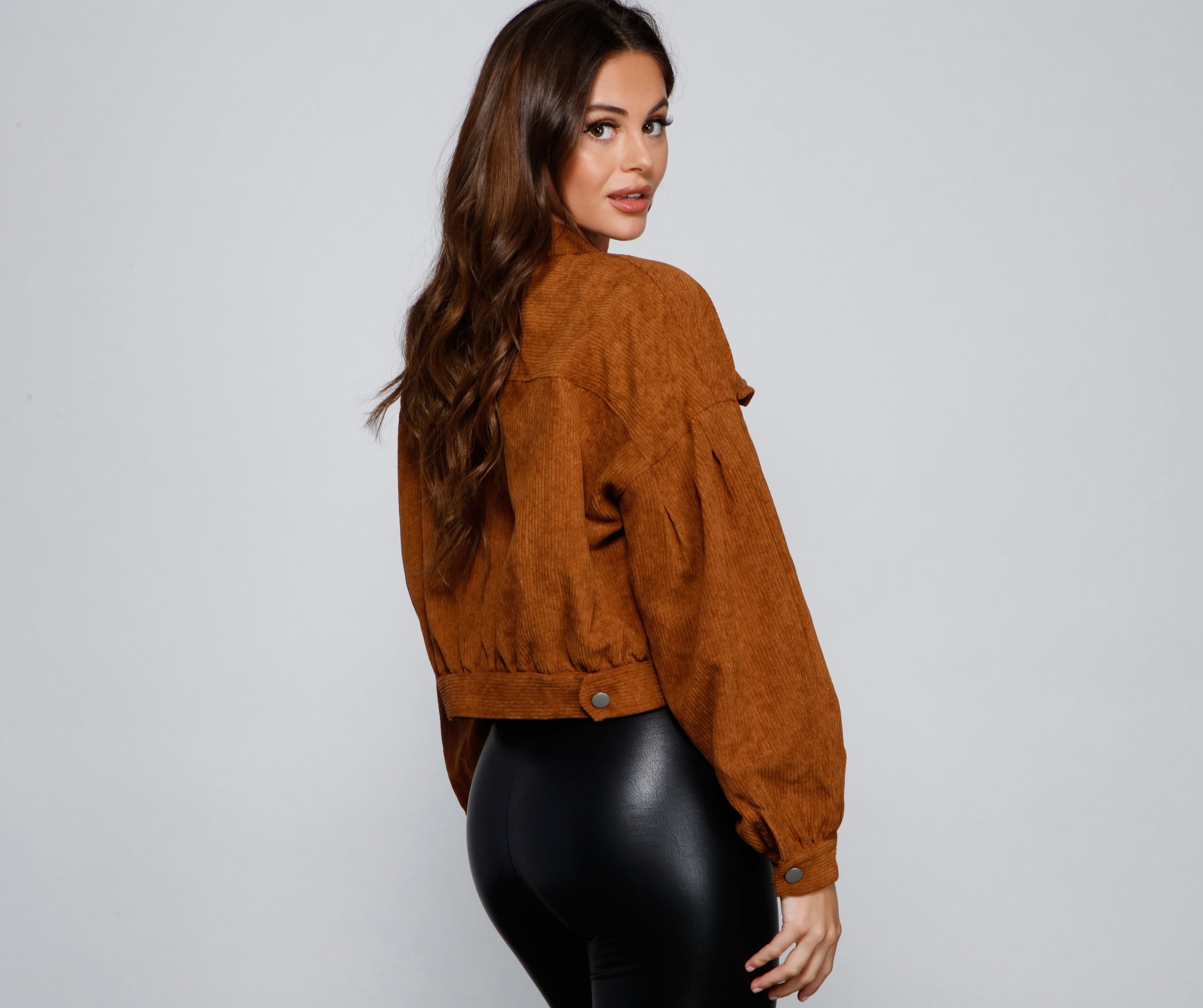Effortlessly Chic Corduroy Cropped Jacket - Image 2